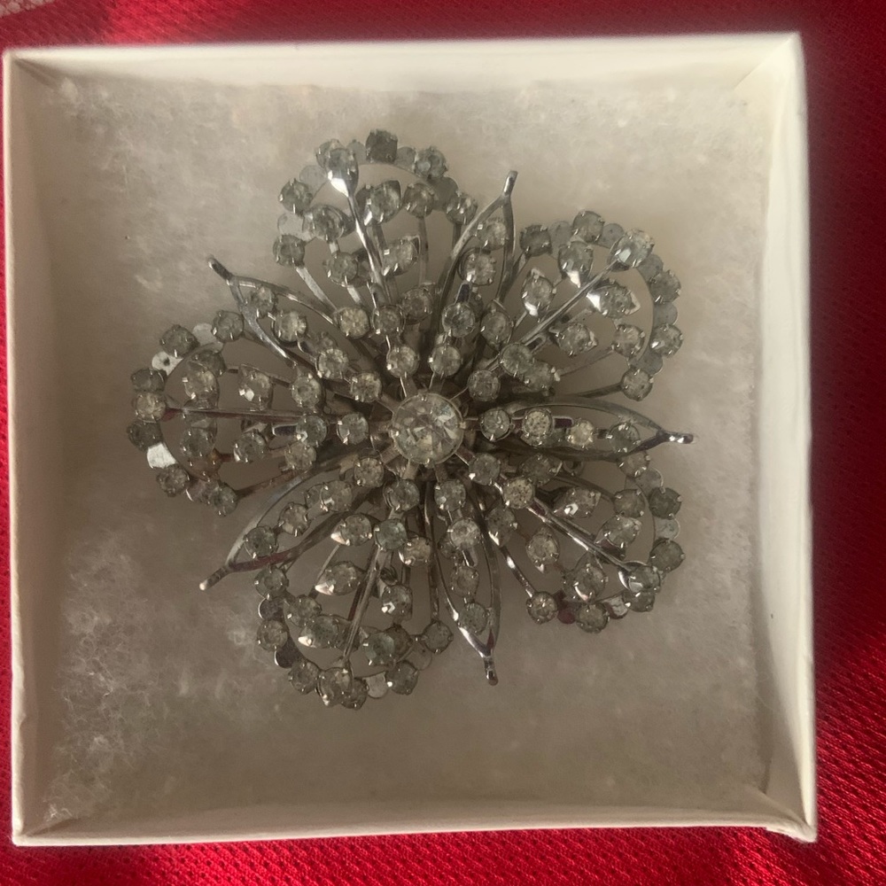 COPY - RHINESTONE BROOCH LARGE VTG